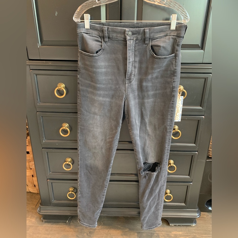 American Eagle Distressed Stretchy Skinny Jeans Size 12 Black